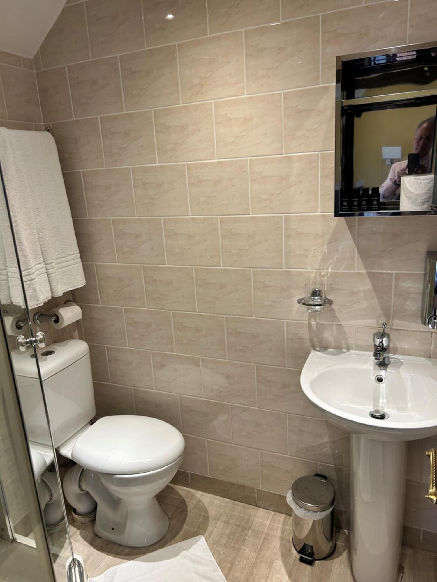 Guest house La Gaffe - London